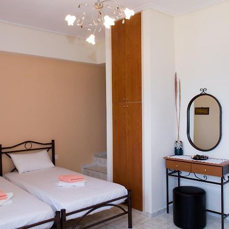 Christina Apartments Pánormos Екстериор снимка