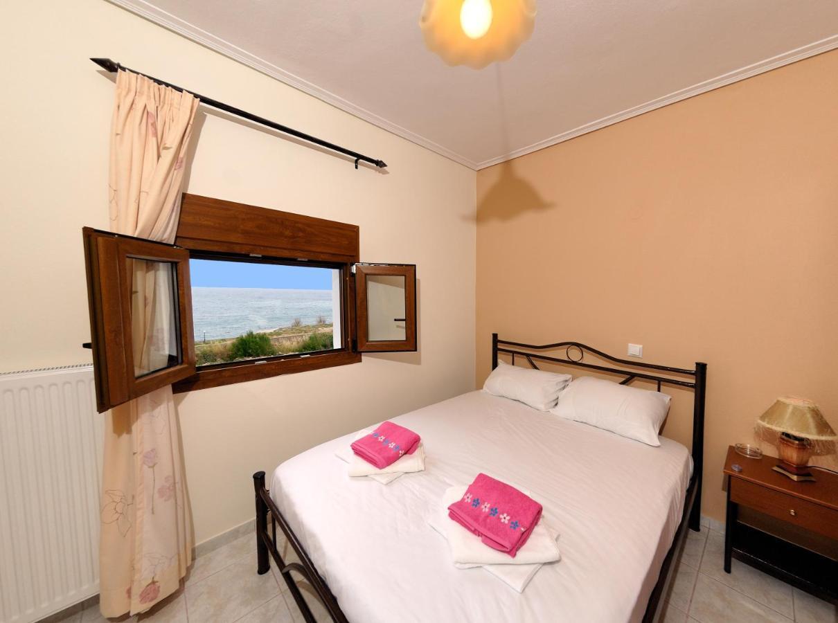 Christina Apartments Pánormos Екстериор снимка