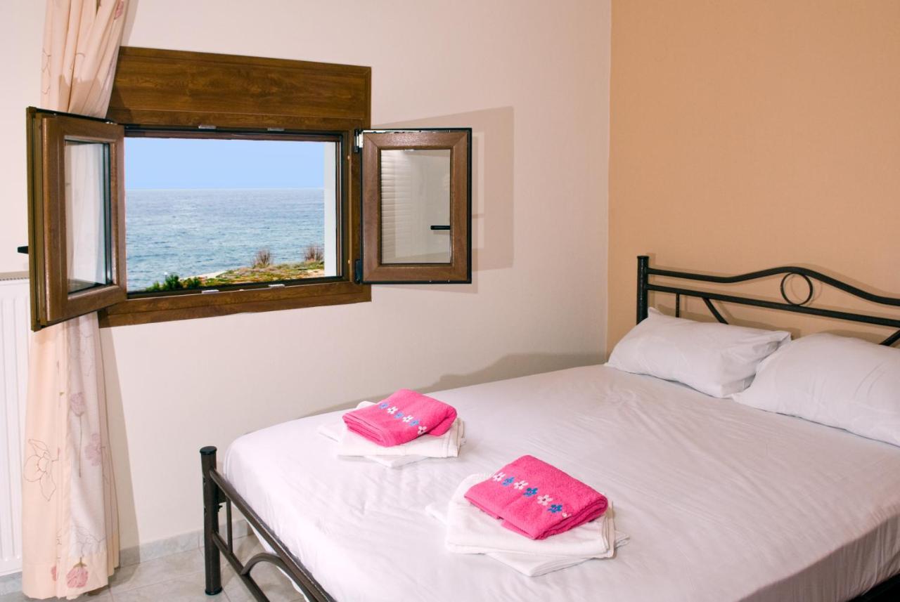 Christina Apartments Pánormos Екстериор снимка