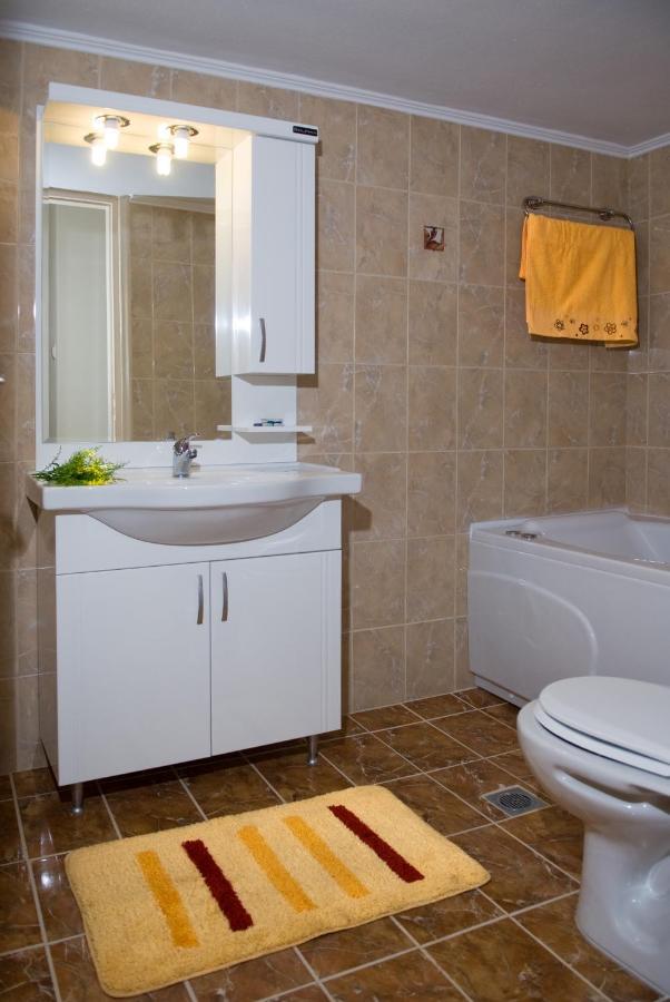 Christina Apartments Pánormos Екстериор снимка